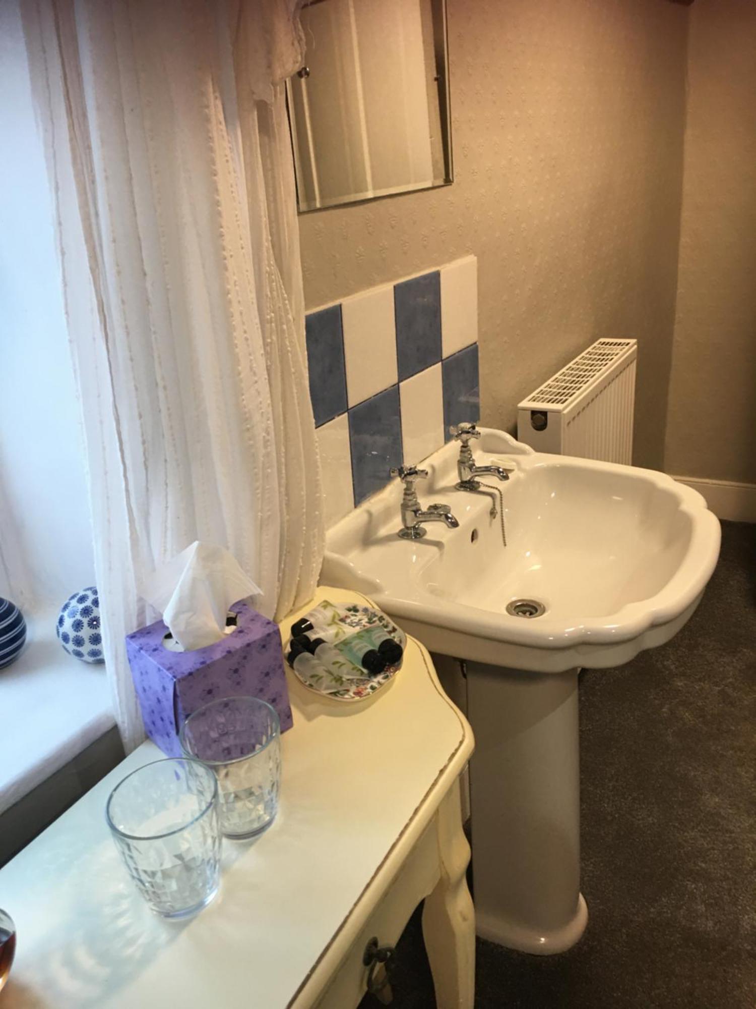 Oscar Park Farm Bed & Breakfast Йорк Екстериор снимка